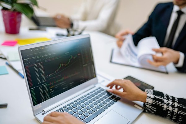 Fonds de placement garantis : une option sûre pour les investisseurs?